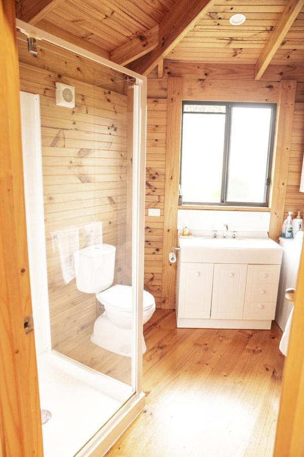 Little Norfolk Bay Events And Chalets Taranna Ngoại thất bức ảnh