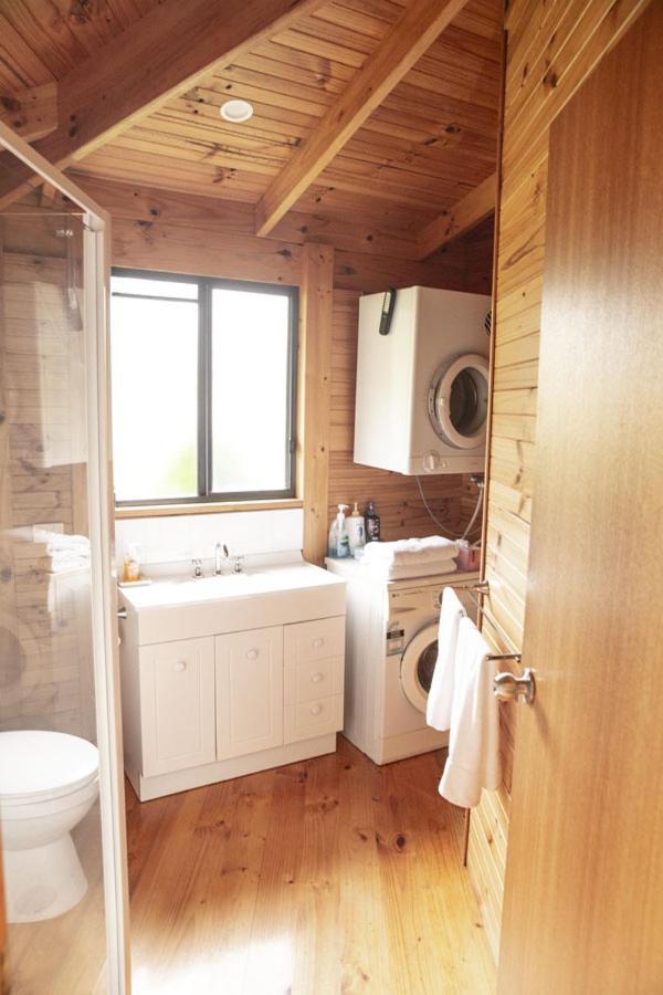 Little Norfolk Bay Events And Chalets Taranna Ngoại thất bức ảnh